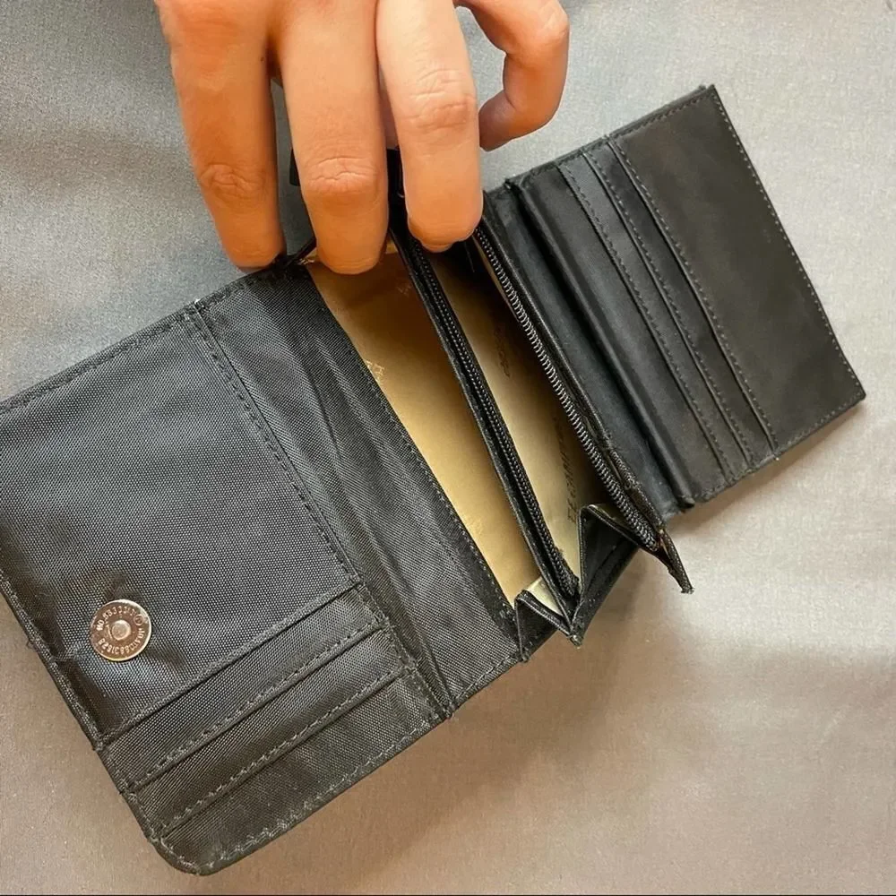 el campero Blue & Black Ombre Snake Skin foldable Wallet with multiple pockets